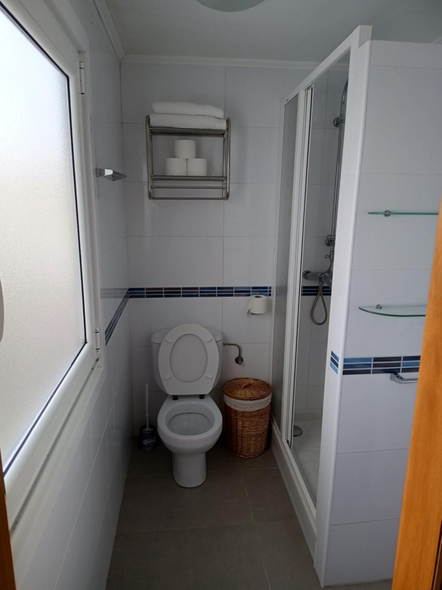 Apartamentos Playa De Seiruga Malpica Luaran gambar